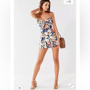 Astr Painted Floral Tie Front Romper